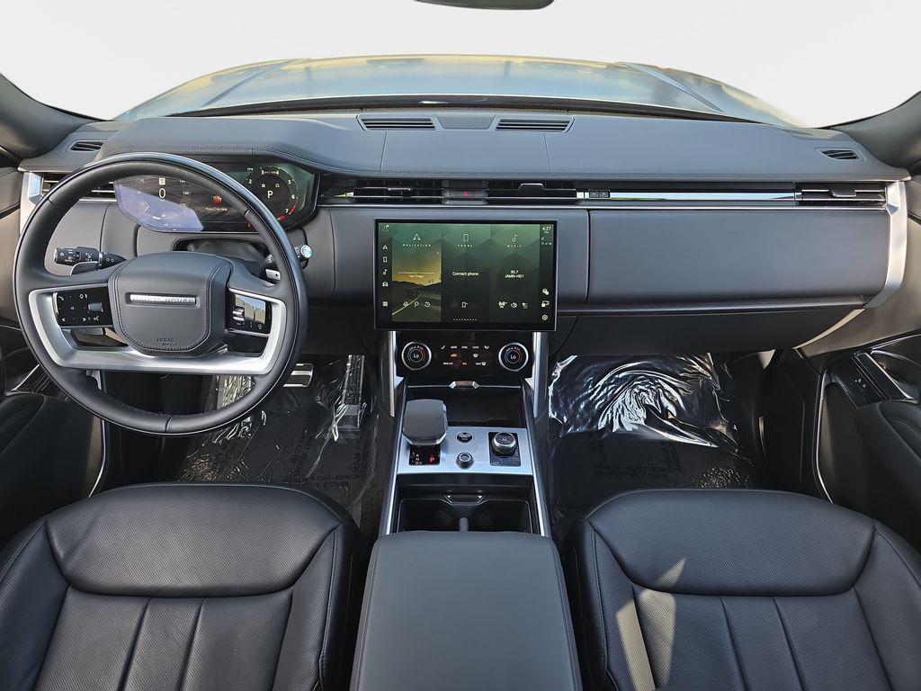 صورة 9 لـ 2023 LAND ROVER RANGE ROVER SE