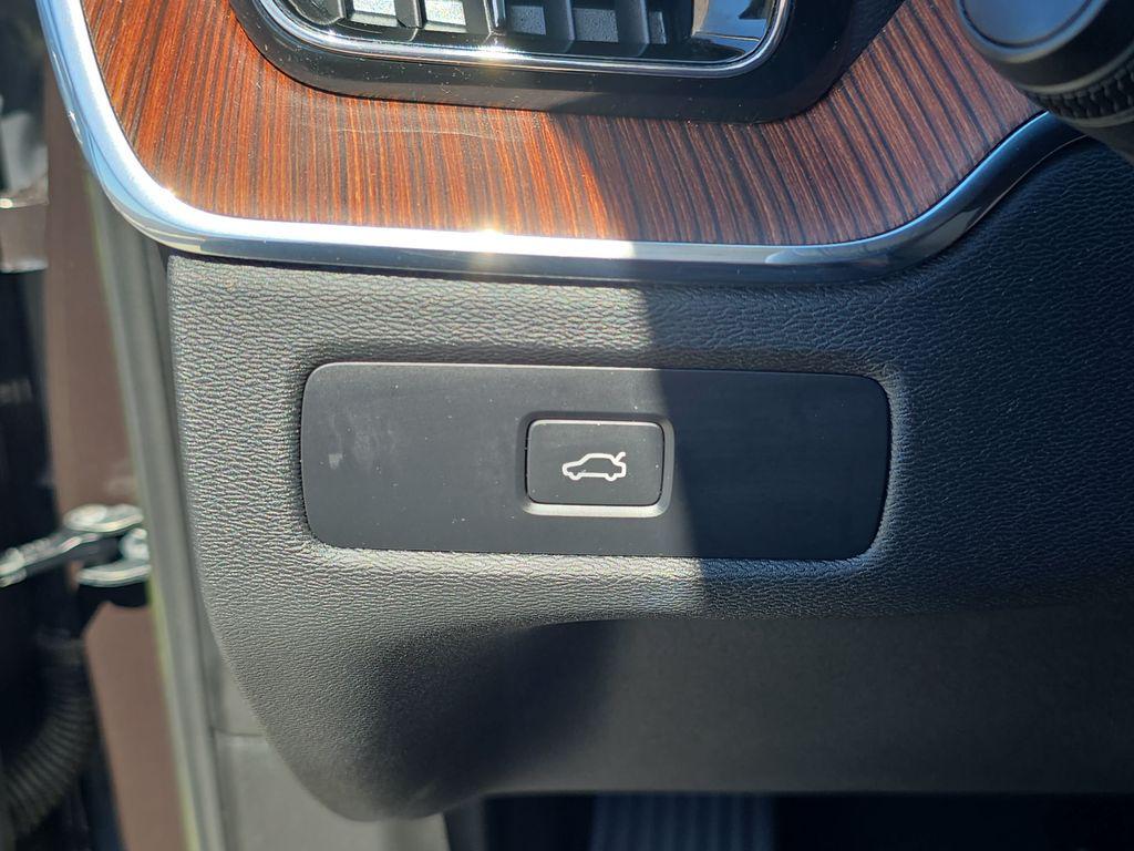 صورة مصغرة 29 لـ 2023 Volvo XC60 B5 ULTIMATE BRIGHT THEME