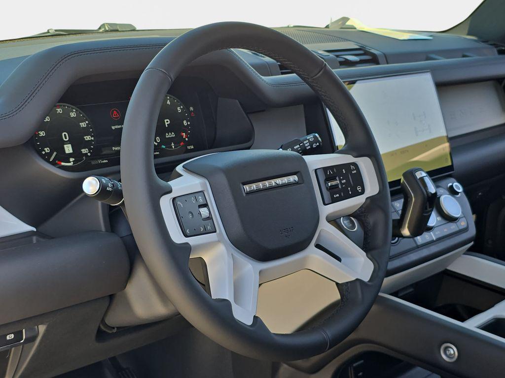 2026 LAND Rover DEFENDER S — фото 16