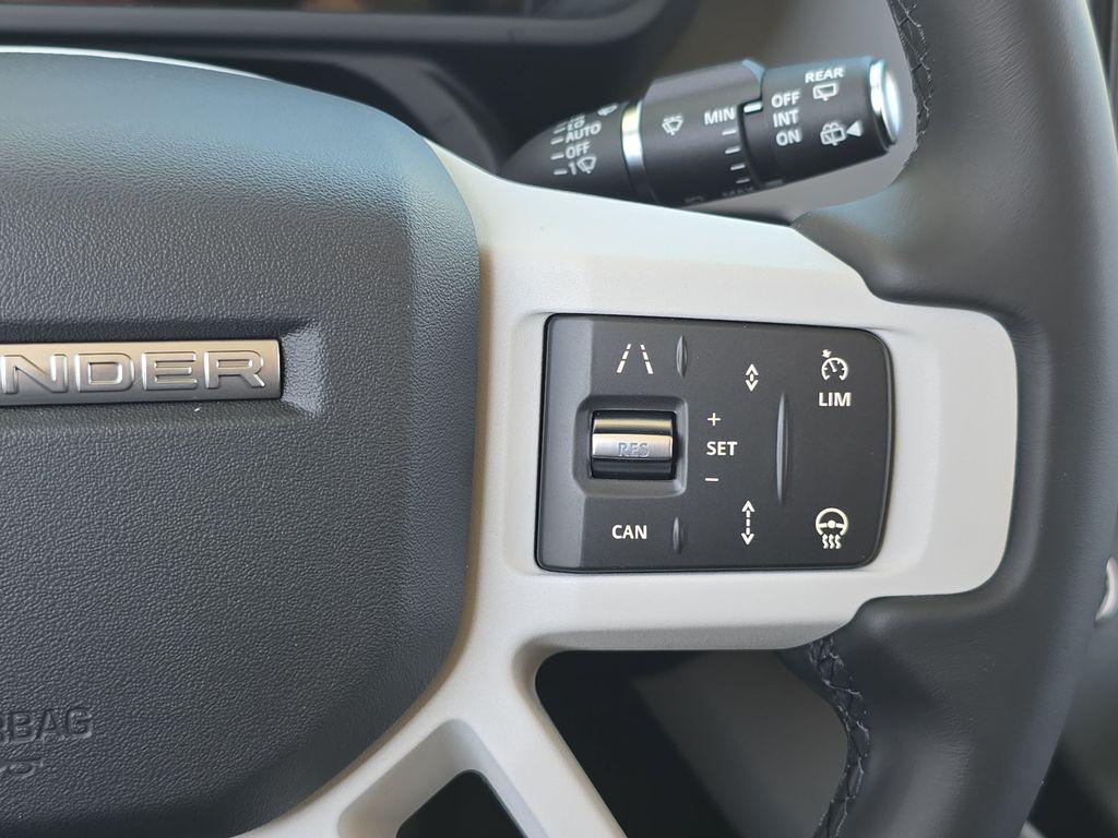 2026 LAND Rover DEFENDER S — миниатюра 18