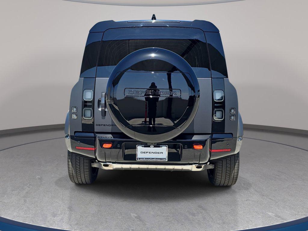 صورة 6 لـ 2026 LAND Rover DEFENDER X