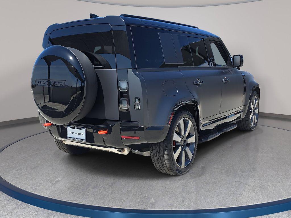 صورة 5 لـ 2026 LAND Rover DEFENDER X