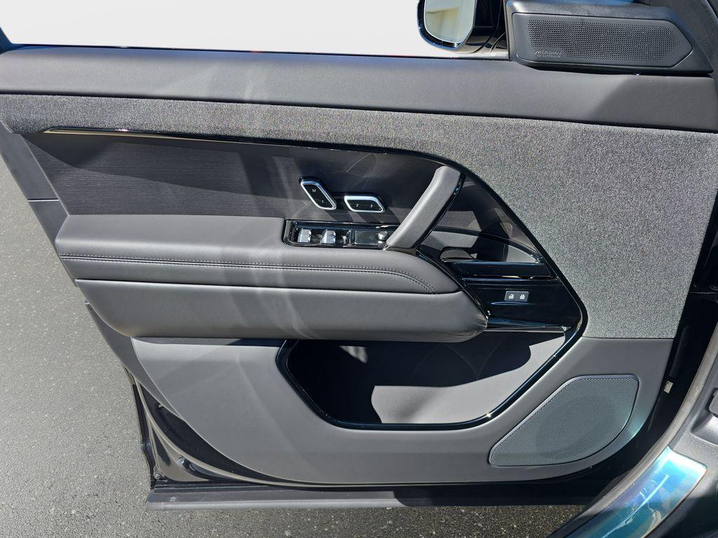 2026 LAND Rover RANGE ROVER SPORT SE — миниатюра 28