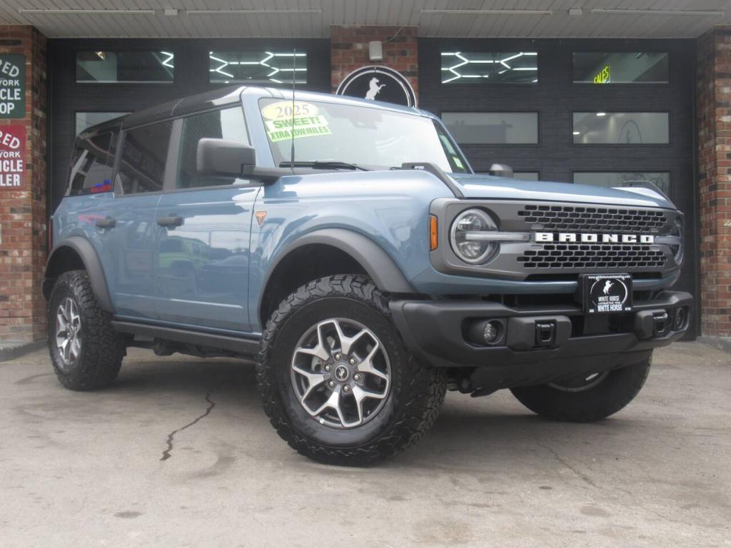 FORD BRONCO - 1