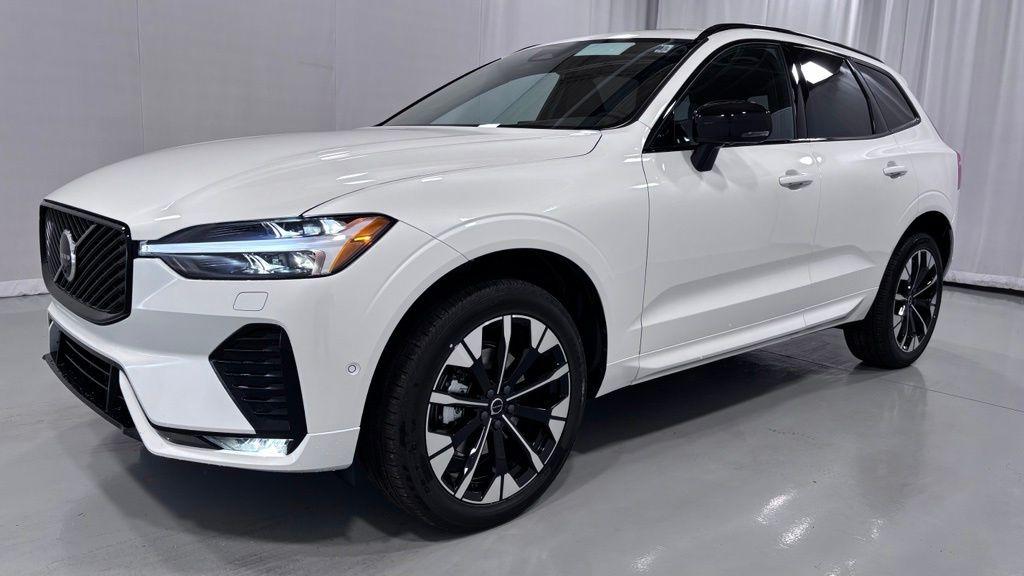 New 2026 Volvo XC60 B5 Plus