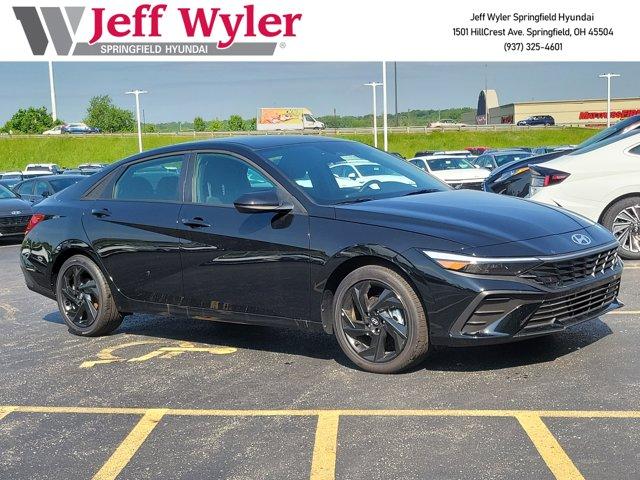 New 2026 Hyundai ELANTRA HEV SEL