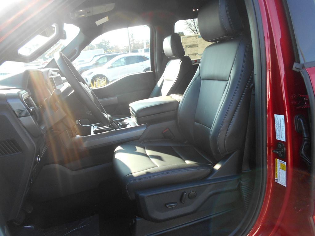 FORD F-150 XLT - 4