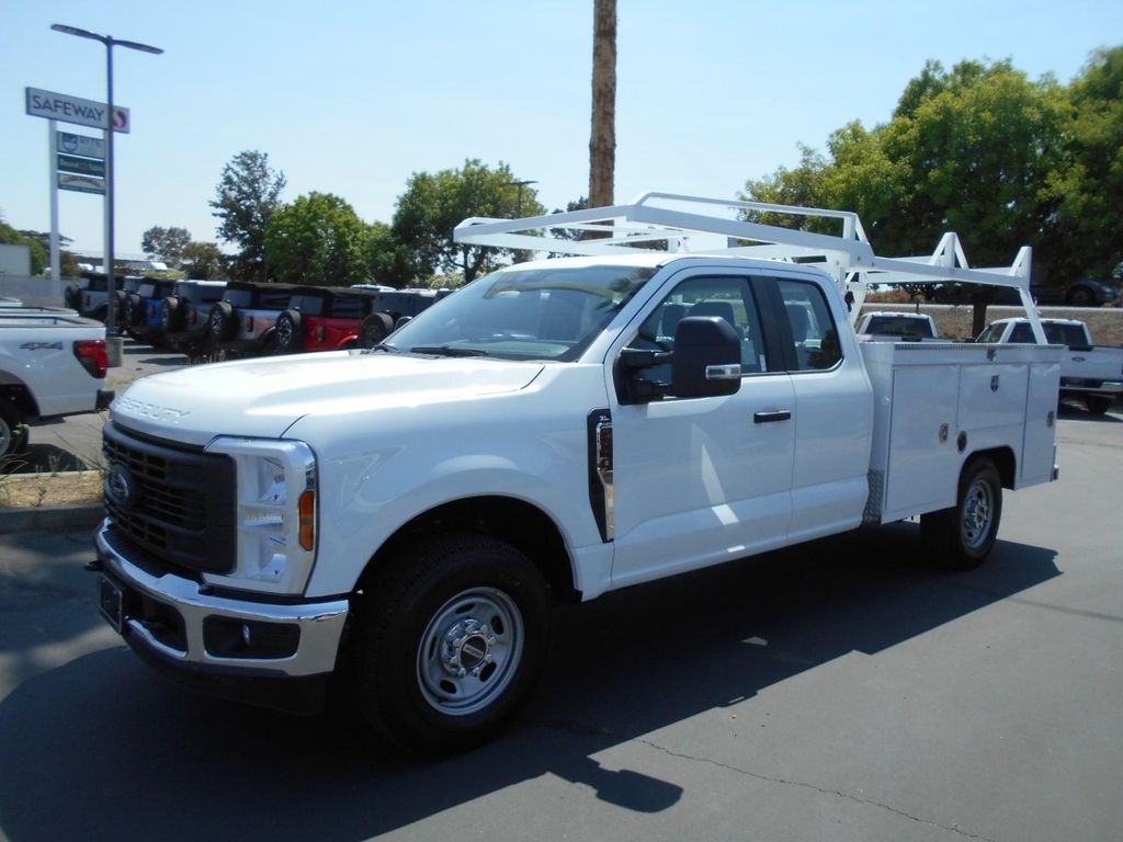 New 2025 Ford F-250 XL