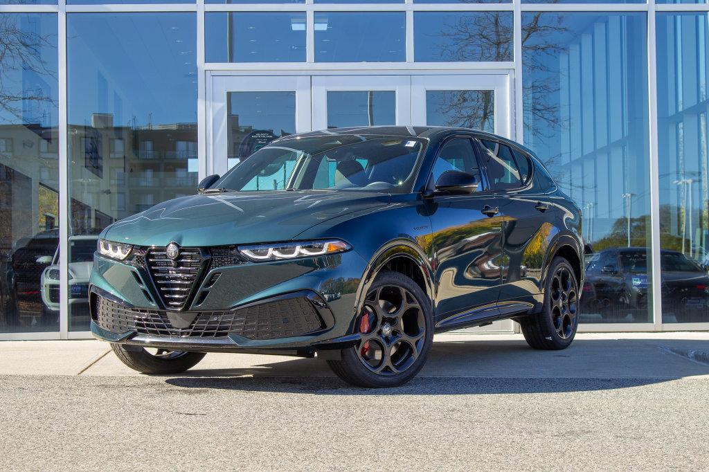 New 2026 Alfa Romeo Tonale Base