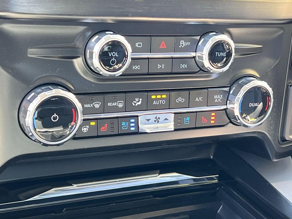 2026 FORD F-250 LARIAT thumbnail 18