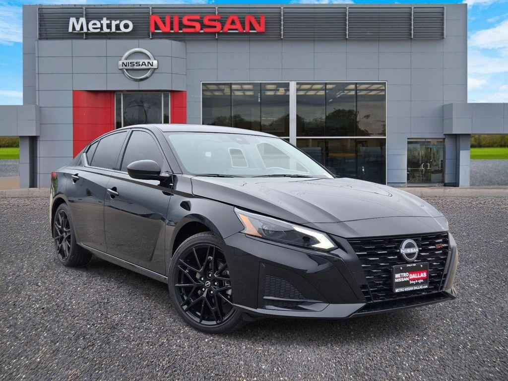 New 2026 Nissan Altima 2.5 SR