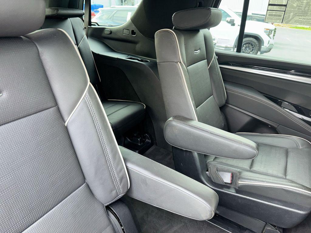 2025 Cadillac ESCALADE SPORT 缩略图 29