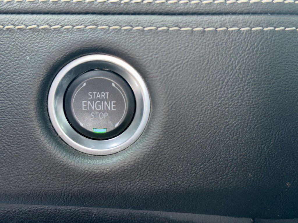 2025 Cadillac ESCALADE SPORT 缩略图 22