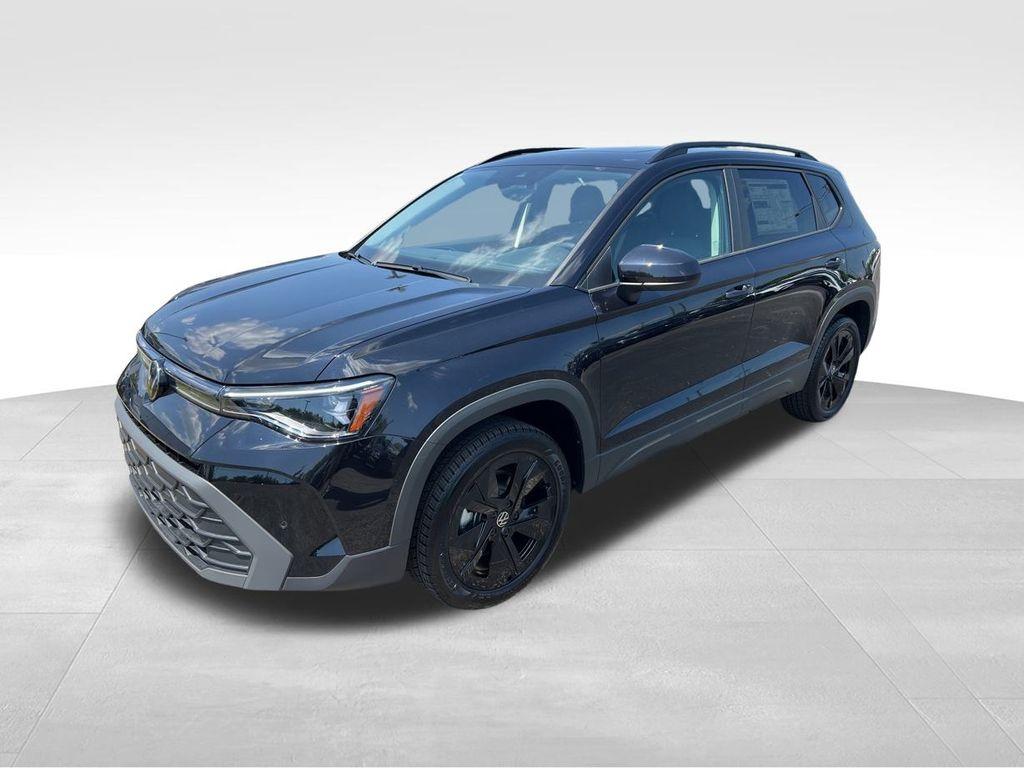 New 2025 Volkswagen Taos 1.5T SE Black