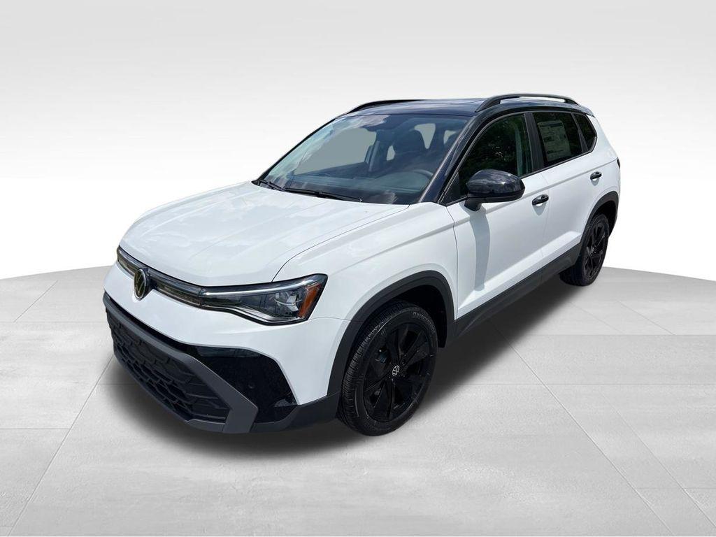 New 2026 Volkswagen Taos 1.5T SE Black