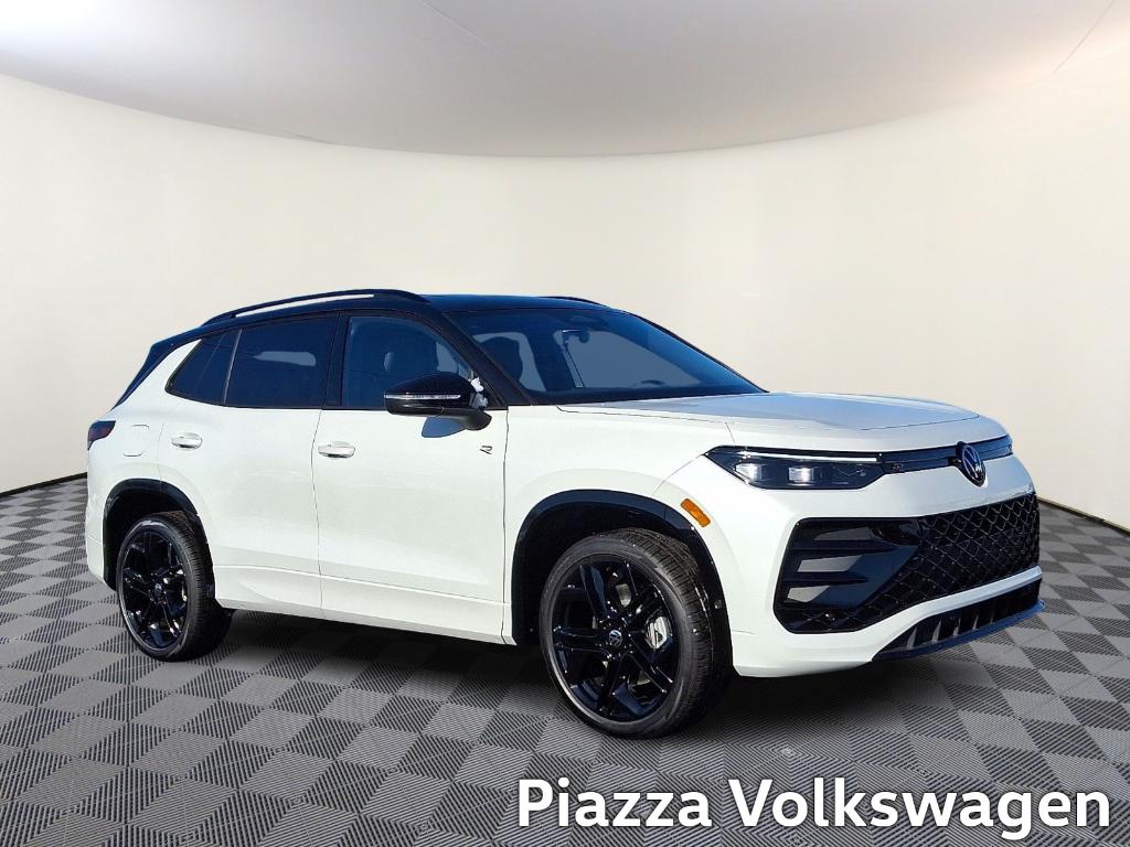 New 2026 Volkswagen Tiguan 2.0T SE R-Line Black