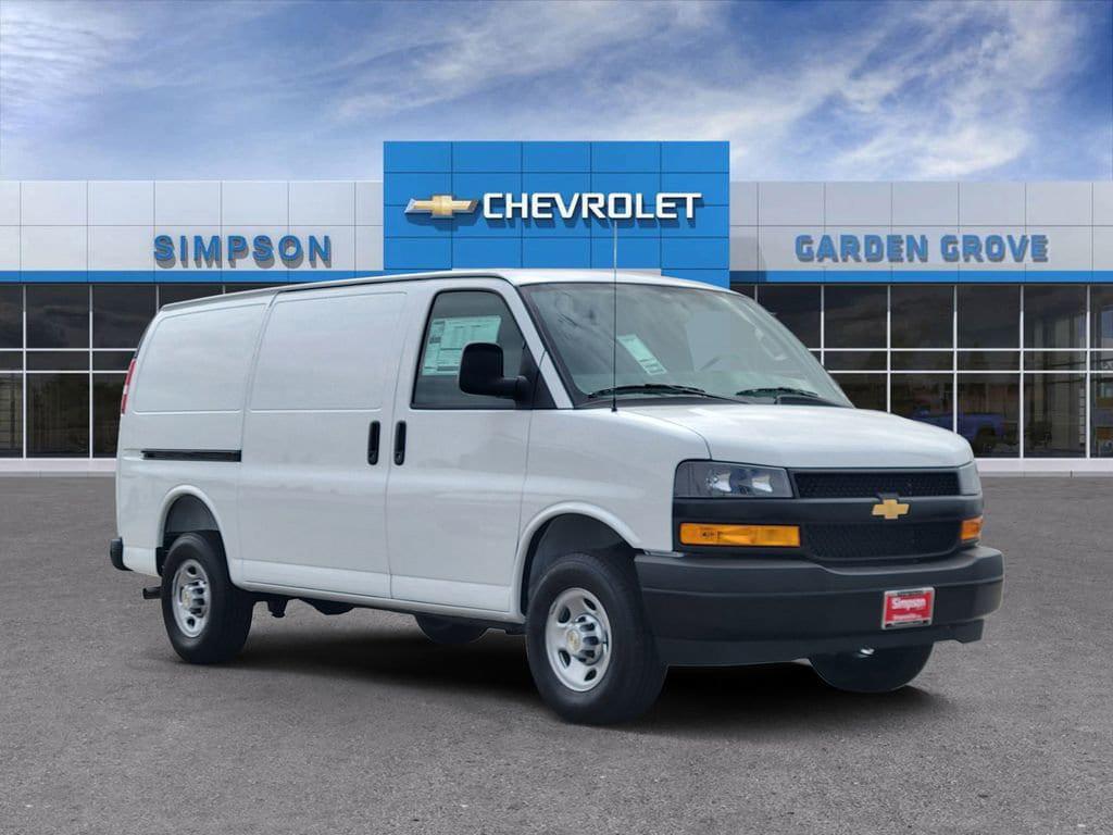 New 2026 Chevrolet Express 2500 LT