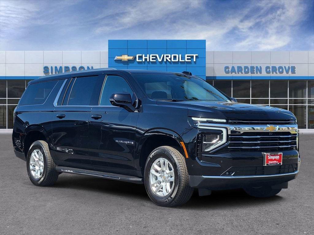 New 2026 Chevrolet Suburban LT