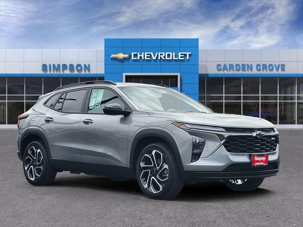 New 2026 Chevrolet Trax FWD 2RS