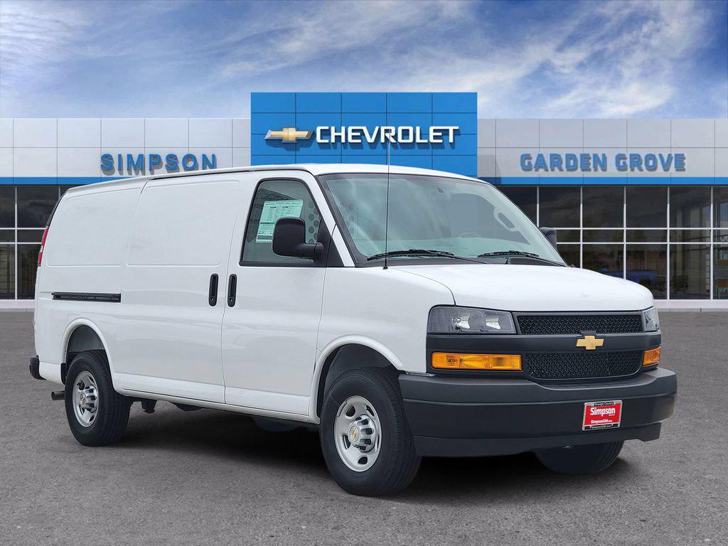 New 2026 Chevrolet Express 2500 LT