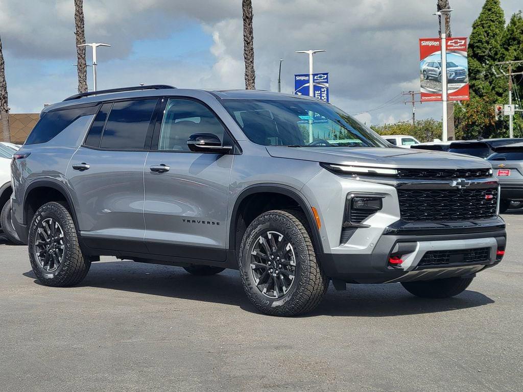 New 2026 Chevrolet Traverse AWD Z71