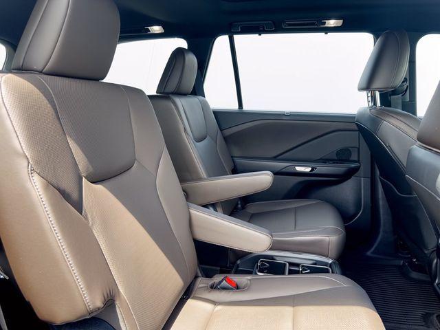 صورة مصغرة 29 لـ 2025 Lexus TX 350 350
