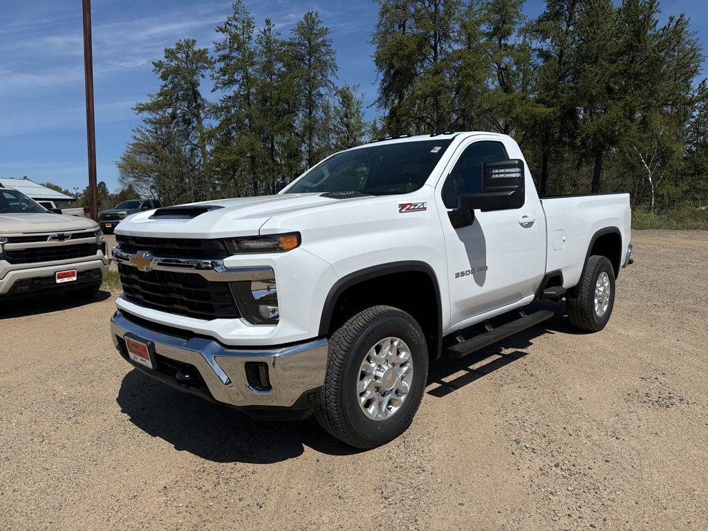 New 2026 Chevrolet Silverado 3500 LT
