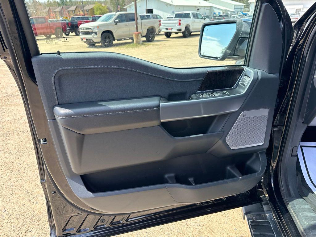 FORD F-150 LARIAT - 4