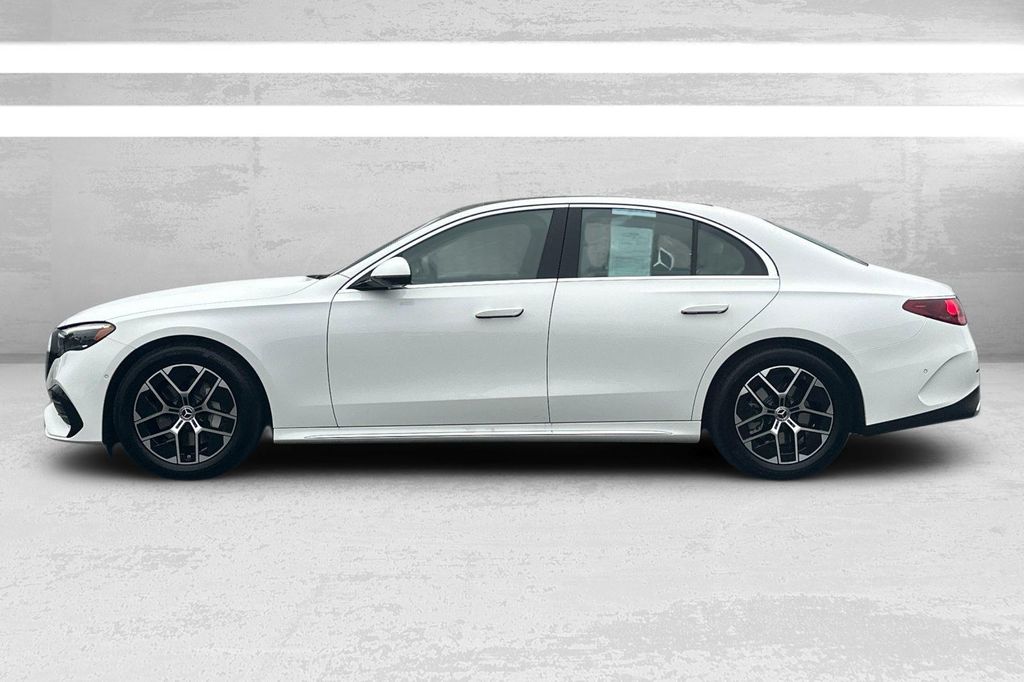 MERCEDES-BENZ E-CLASS - 6