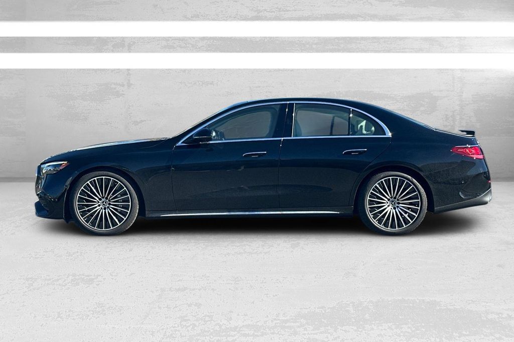 MERCEDES-BENZ E-CLASS - 6