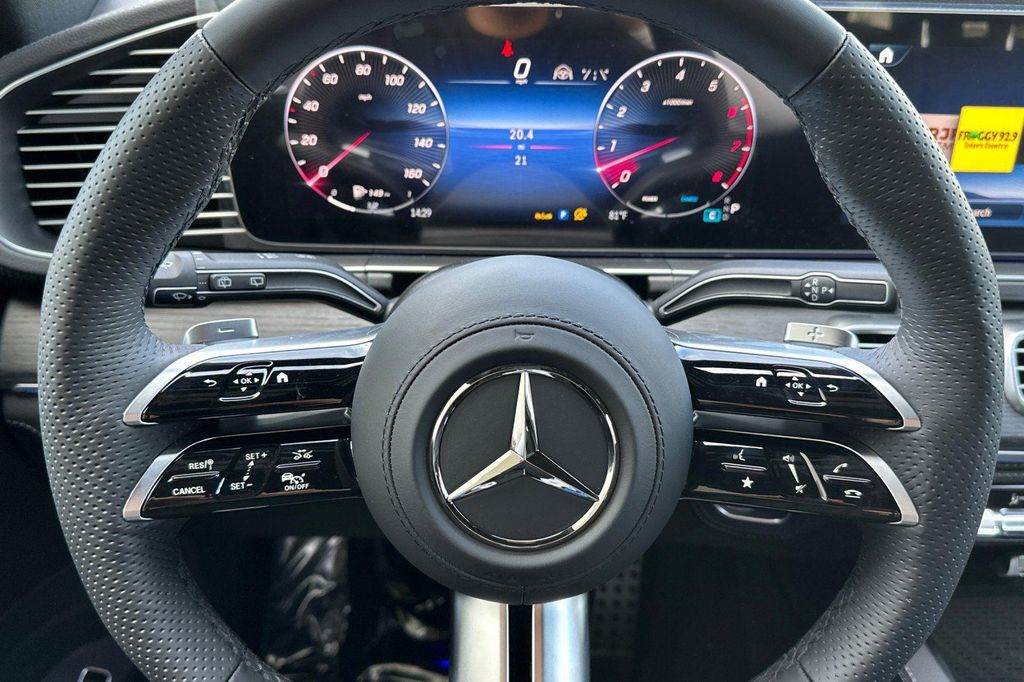 2026 Mercedes-BENZ GLS 缩略图 24
