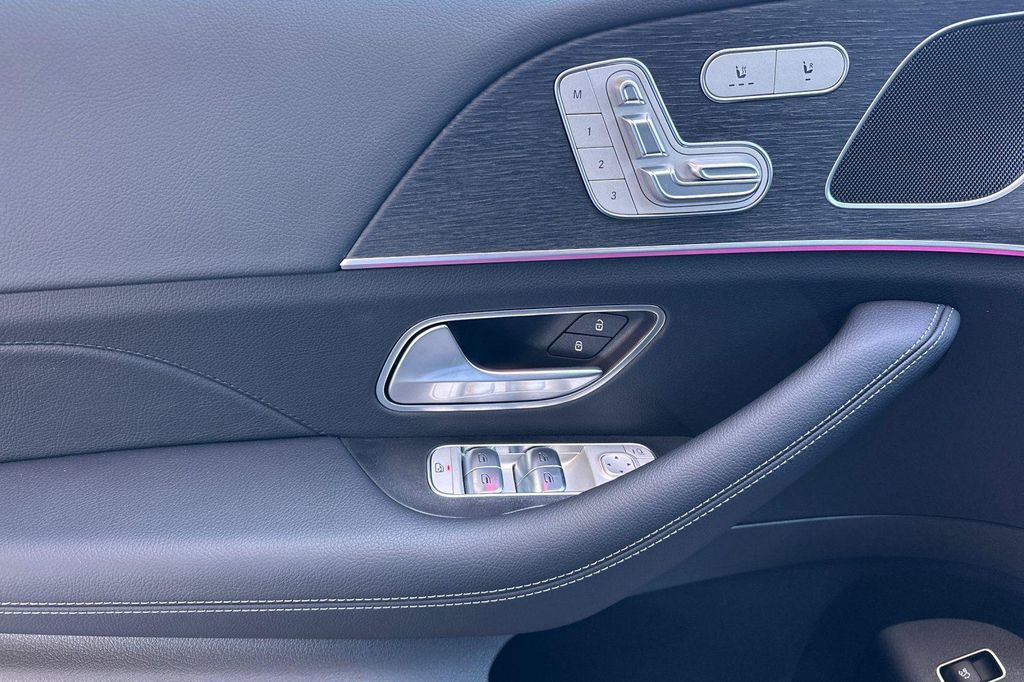 2026 Mercedes-BENZ GLE 照片 10