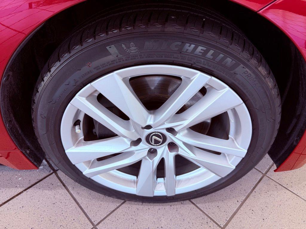2024 Lexus IS 300 BASE — миниатюра 15