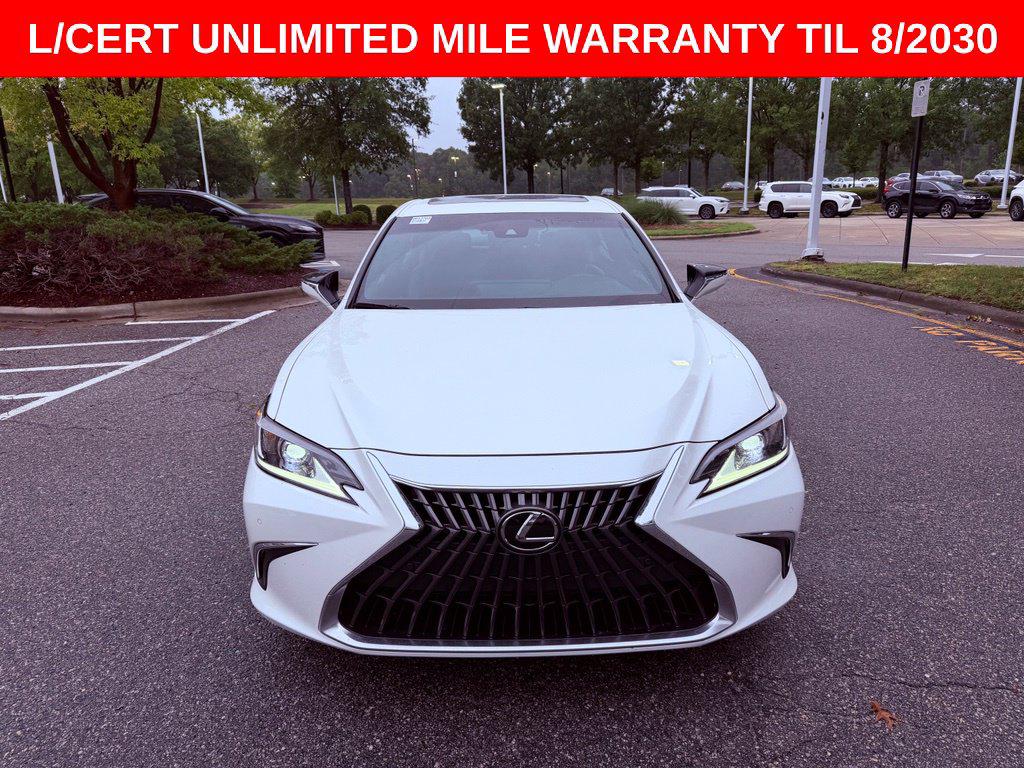 صورة 2 لـ 2024 Lexus ES 300H PREMIUM
