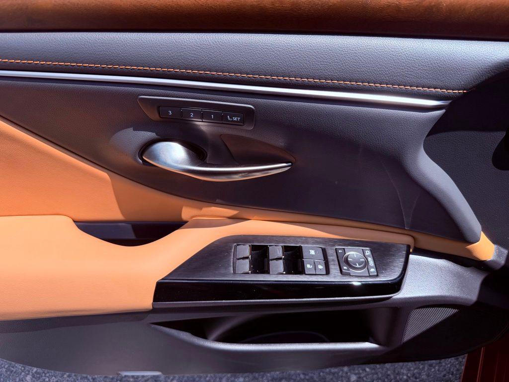 2025 Lexus ES 350 PREMIUM 缩略图 17