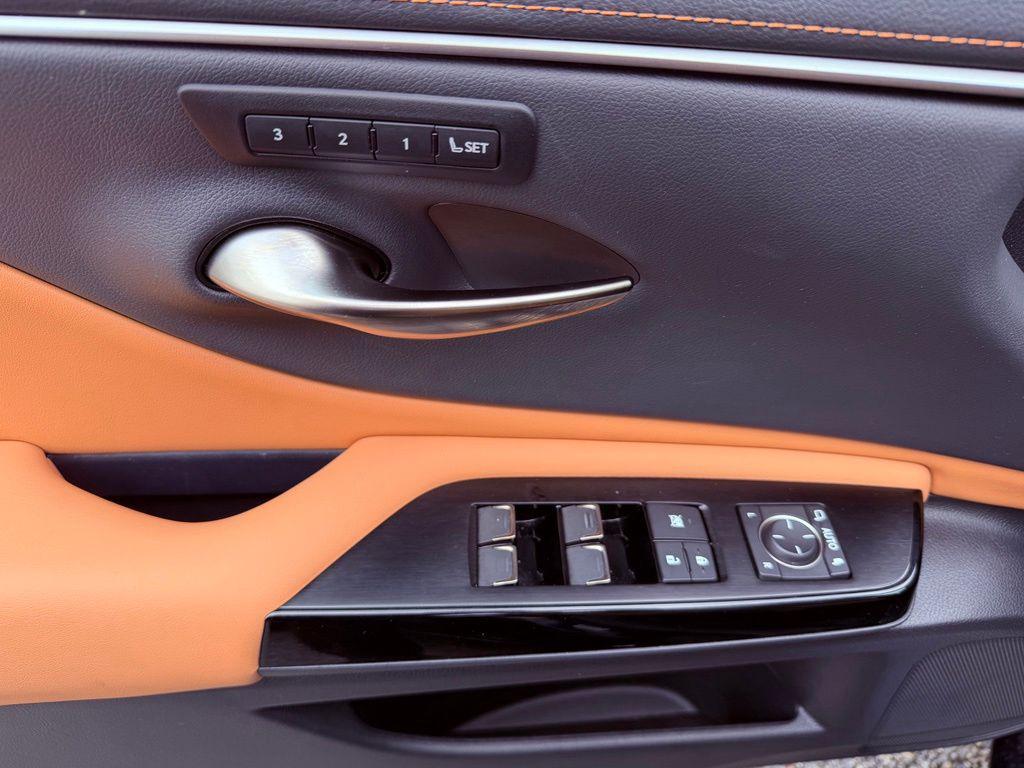 2025 Lexus ES 350 PREMIUM 缩略图 17