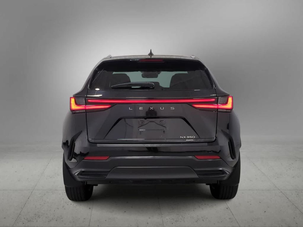 صورة 7 لـ 2024 Lexus NX 350