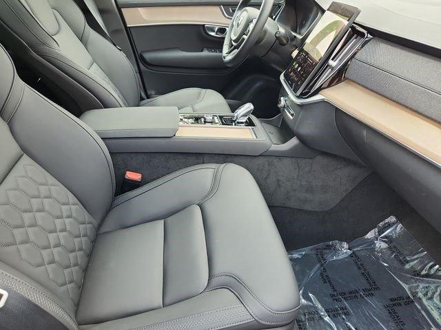 صورة مصغرة 28 لـ 2025 Volvo XC90 B6 CORE