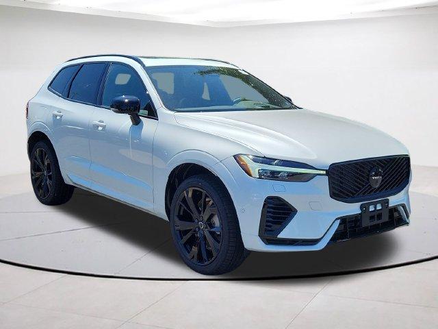 New 2026 Volvo XC60 Plug-In Hybrid T8 Ultra Black Edition