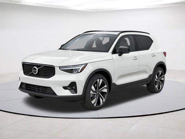 New 2026 Volvo XC40 B5 Plus