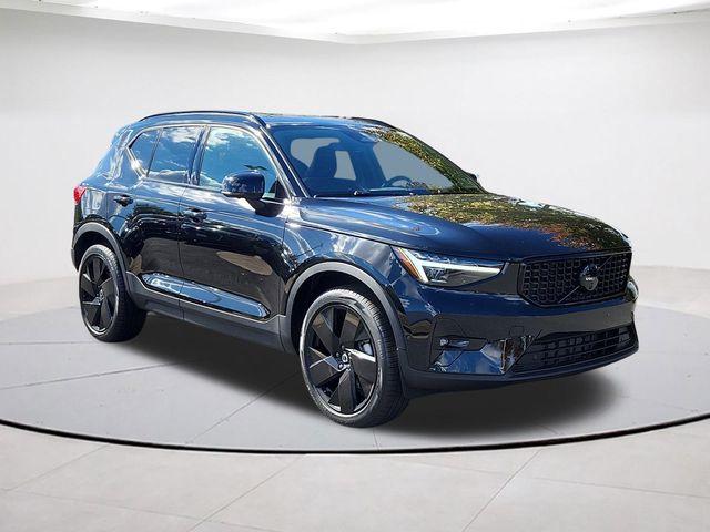 New 2026 Volvo XC40 B5 Ultra Black Edition