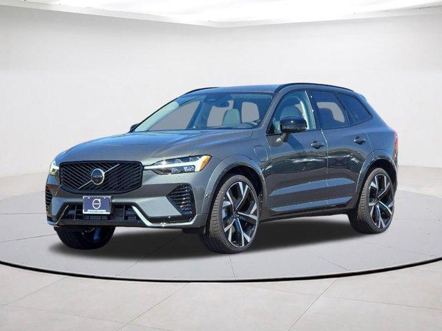 New 2026 Volvo XC60 Plug-In Hybrid T8 Ultra Black Edition