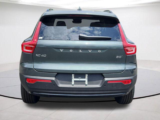 صورة 6 لـ 2026 Volvo XC40 B5 CORE