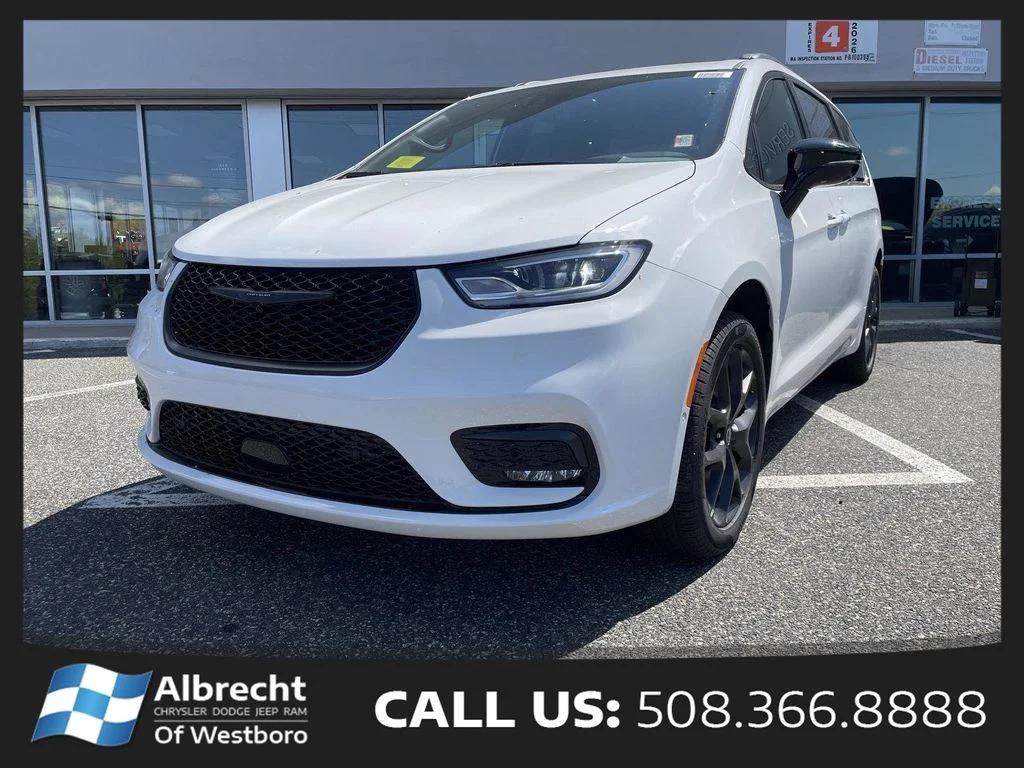 New 2026 Chrysler Pacifica L