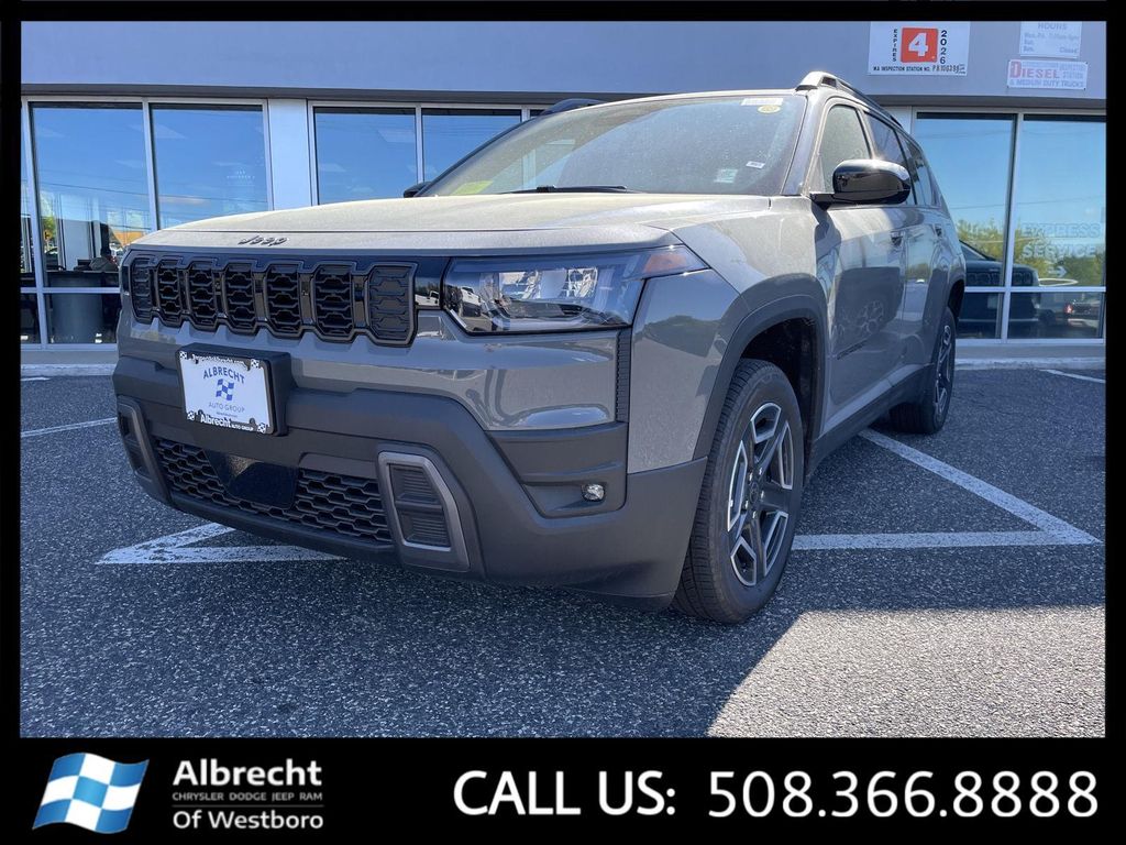 New 2026 Jeep Cherokee Laredo 4x4