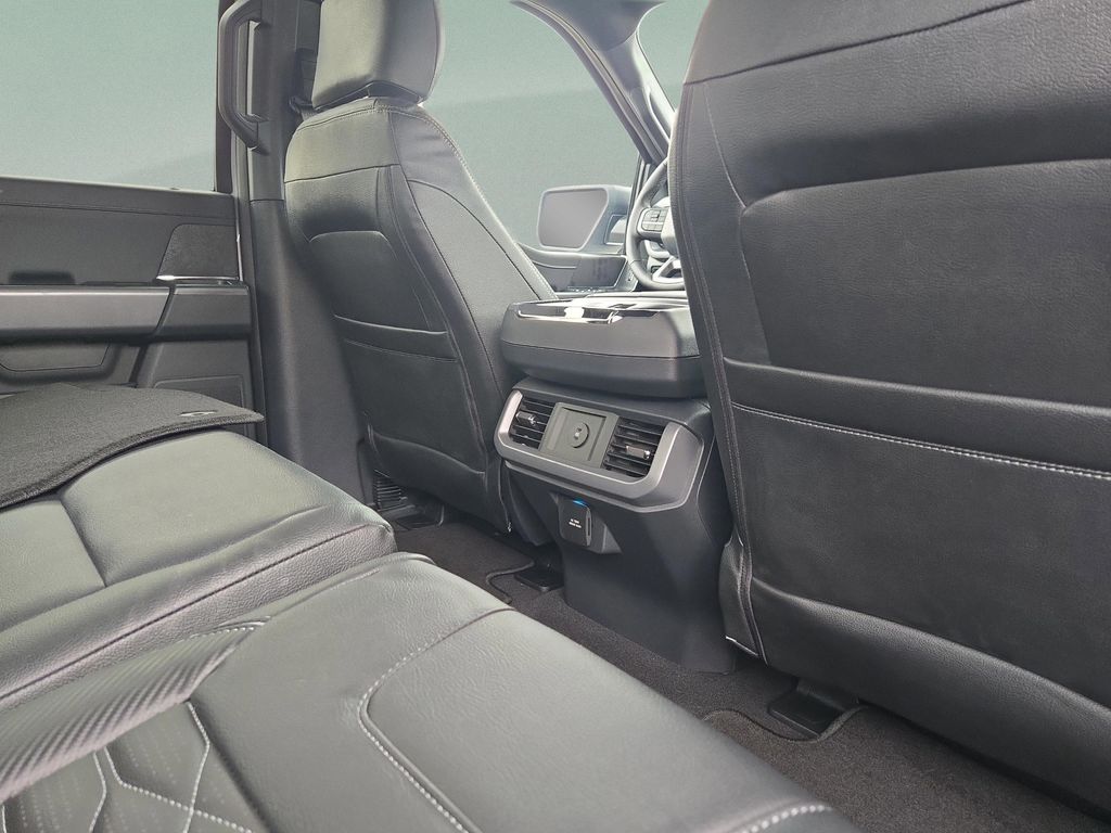 صورة مصغرة 22 لـ 2025 FORD F-150 XLT