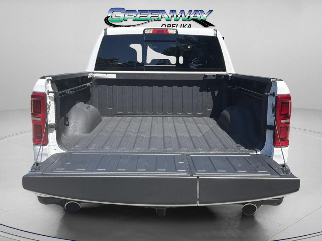 صورة مصغرة 16 لـ 2026 RAM 1500 LIMITED
