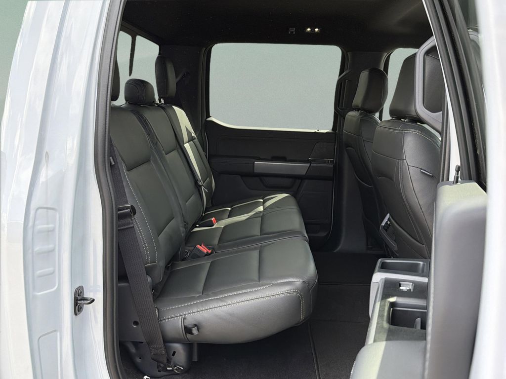 2025 FORD F-150 XLT 缩略图 25