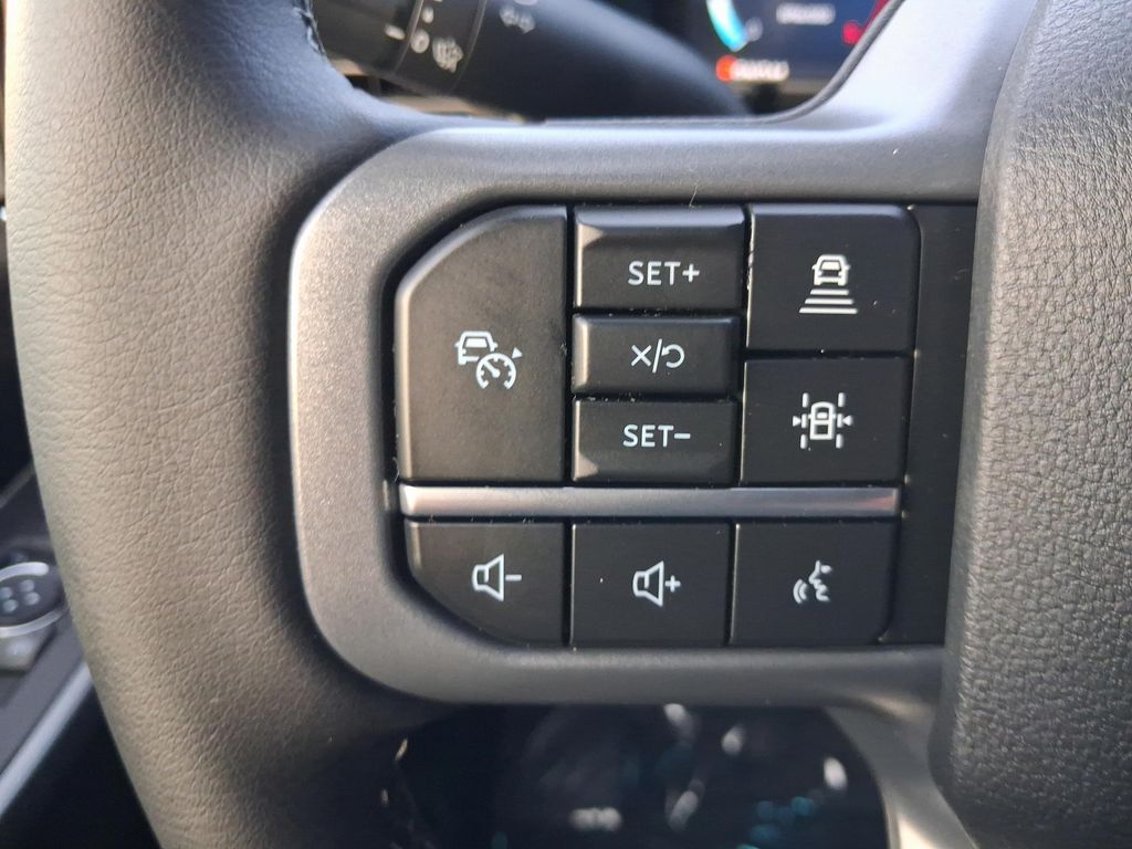 2026 FORD F-350 LARIAT 缩略图 25