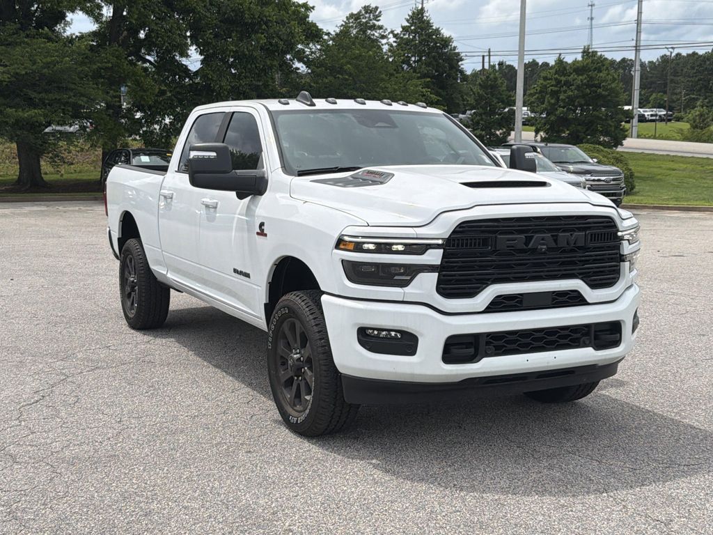 New 2025 RAM 3500 Laramie Crew Cab 4x4 6'4' Box